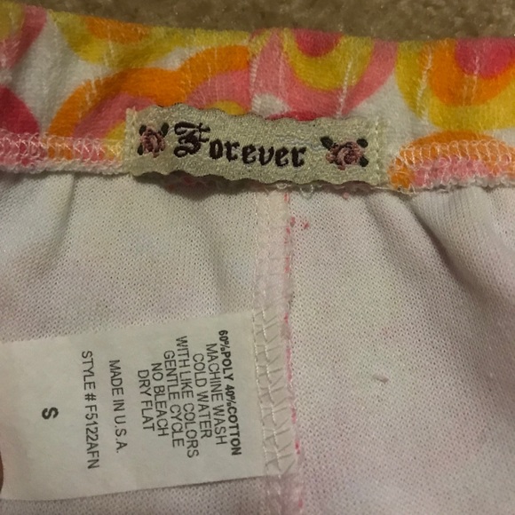 Forever Shorts - Picture 6 of 6